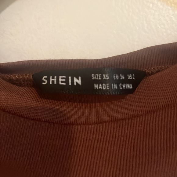 “Cowgirl” crop top - Picture 2 of 3